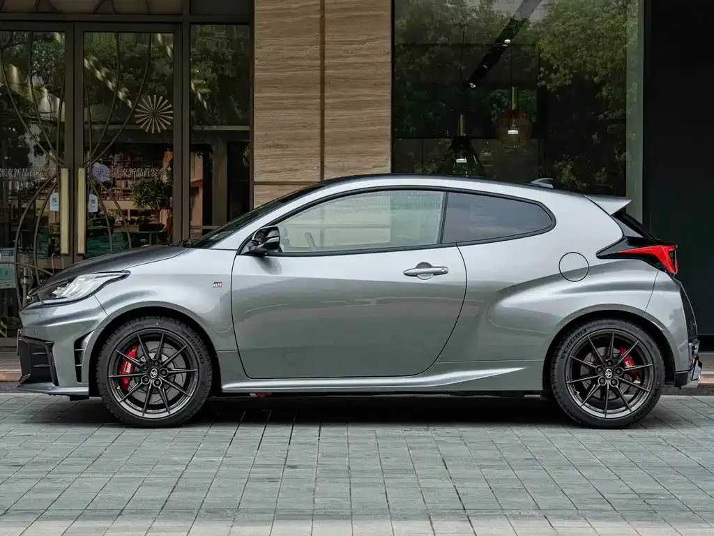 Toyota GR YARIS — фото 3
