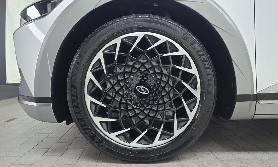 Hyundai Ioniq5 — фото 10