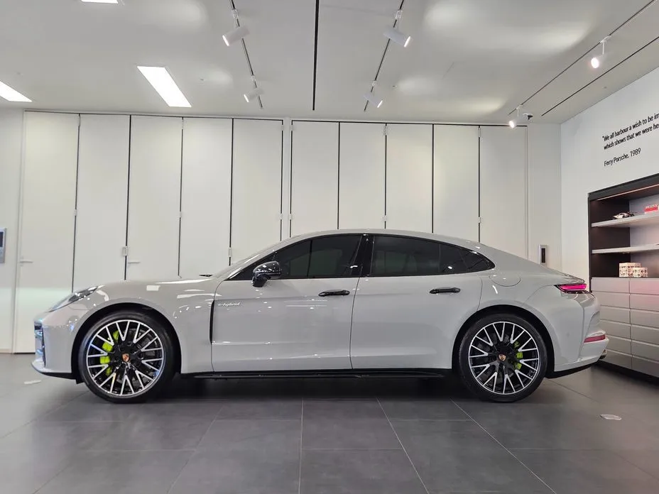Porsche Panamera — фото 10