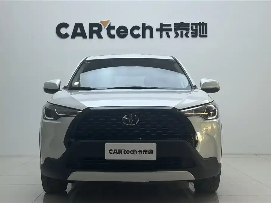 Toyota Corolla Cross — фото 3