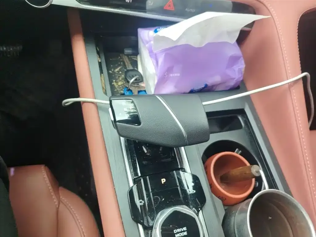Changan CS75PLUS — фото 10