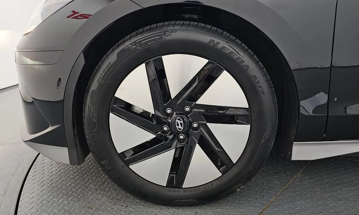 Hyundai Ioniq6 — фото 10