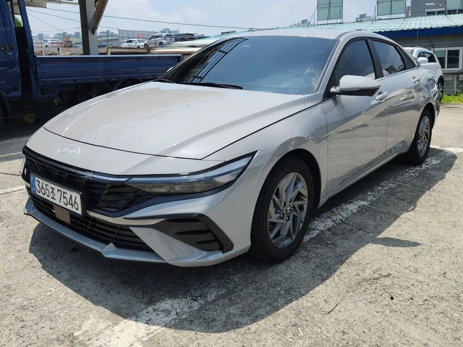 Hyundai AVANTE — фото 3