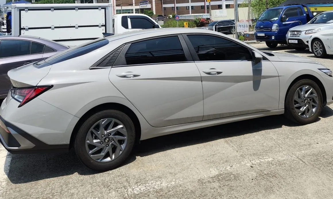 Hyundai AVANTE — фото 5