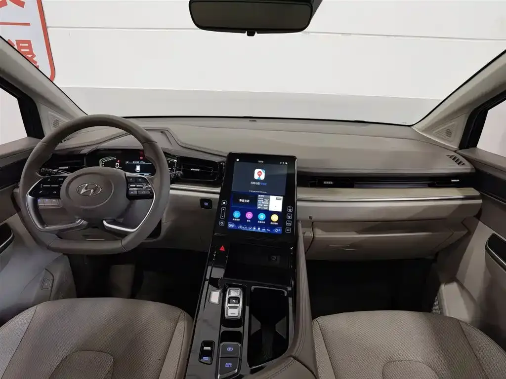 Hyundai Custo — фото 10