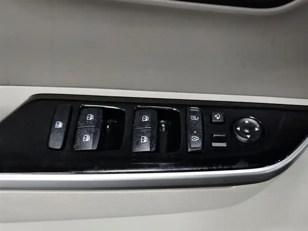 Hyundai Custo — фото 2
