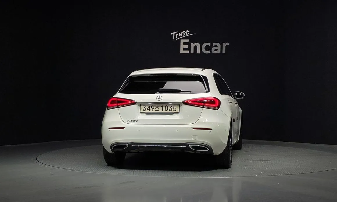 Mercedes-Benz A-Class — фото 8