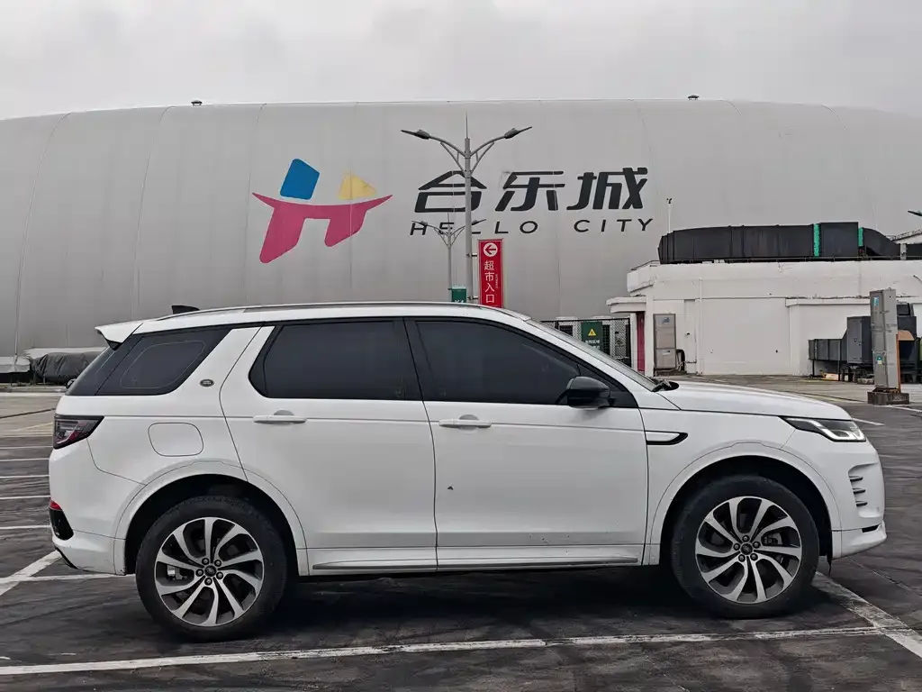 Land Rover Discovery Sport Hybrid — фото 8