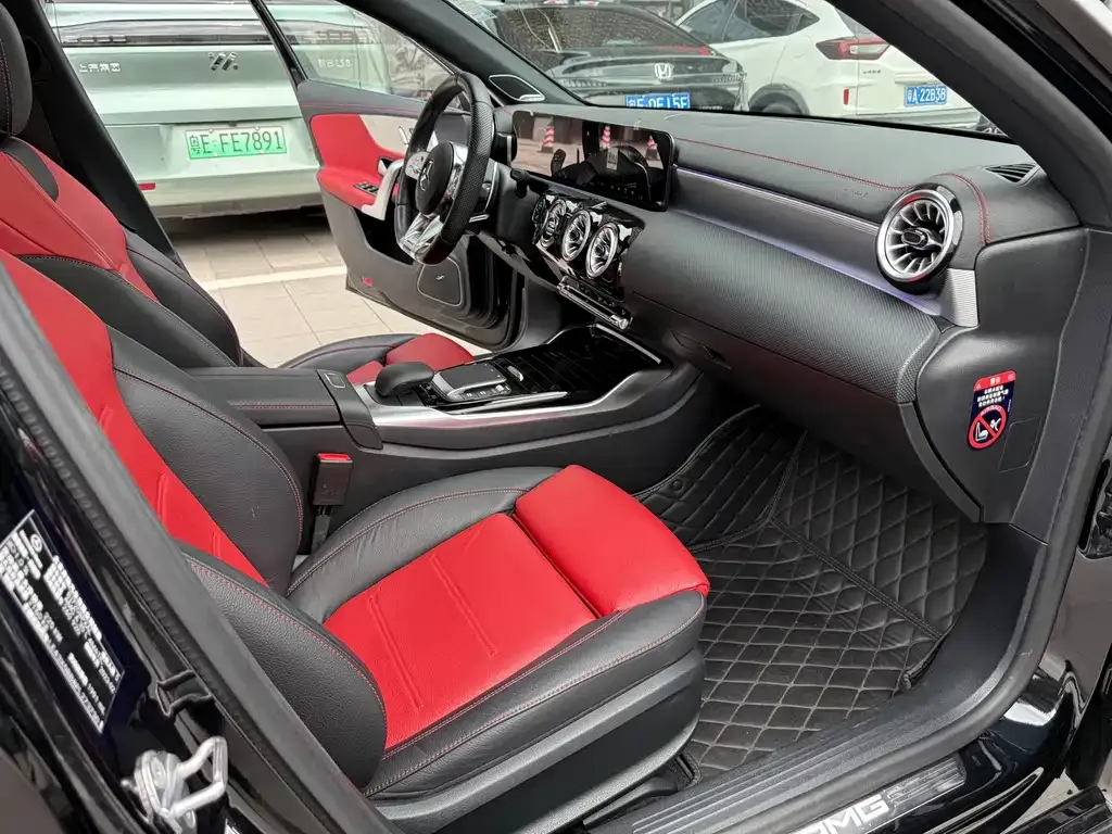 Mercedes-Benz A-Class AMG — фото 8