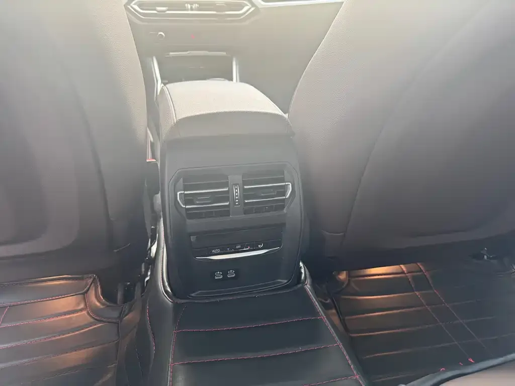 BMW i3 — фото 2