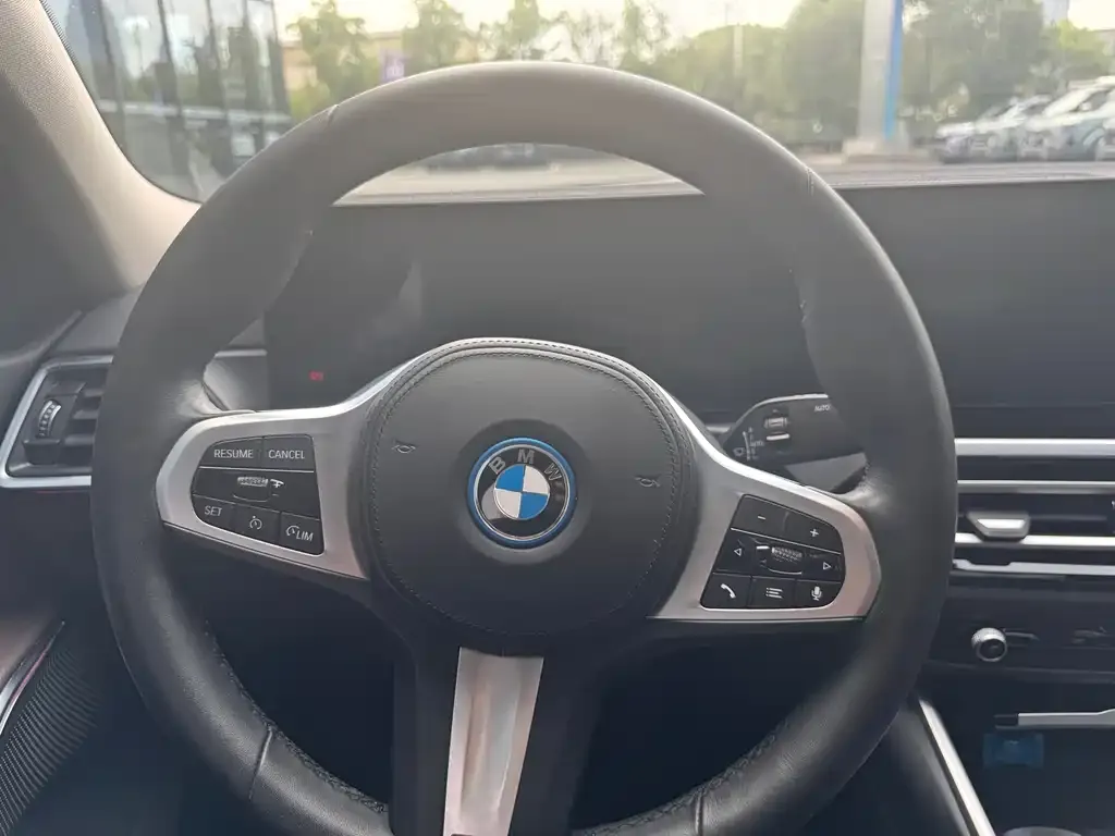 BMW i3 — фото 3