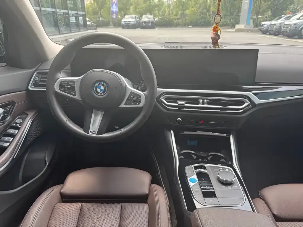 BMW i3 — фото 9