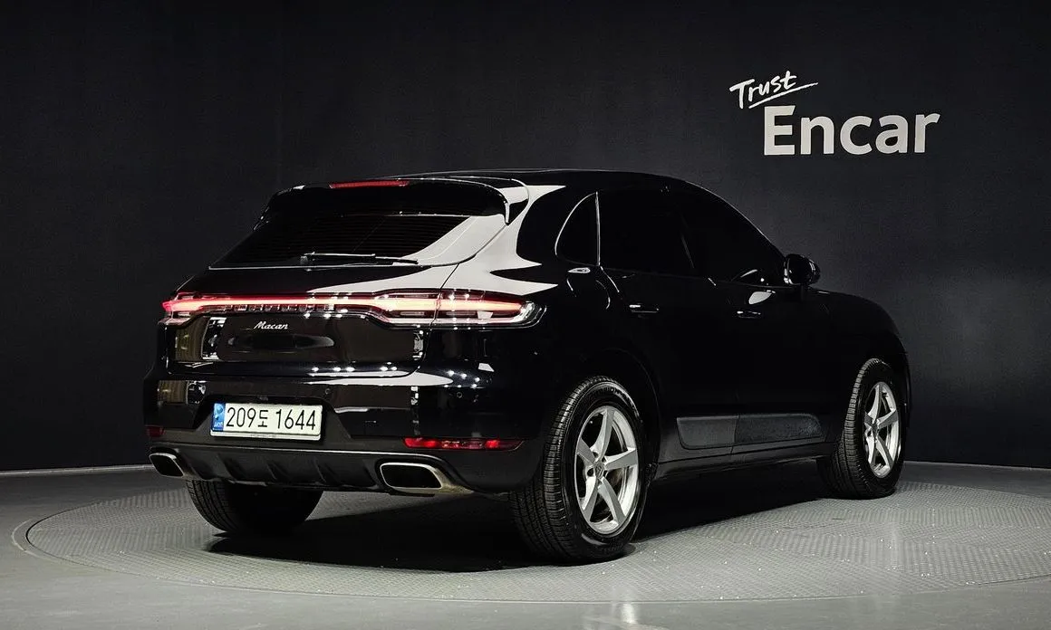 Porsche Macan — фото 4