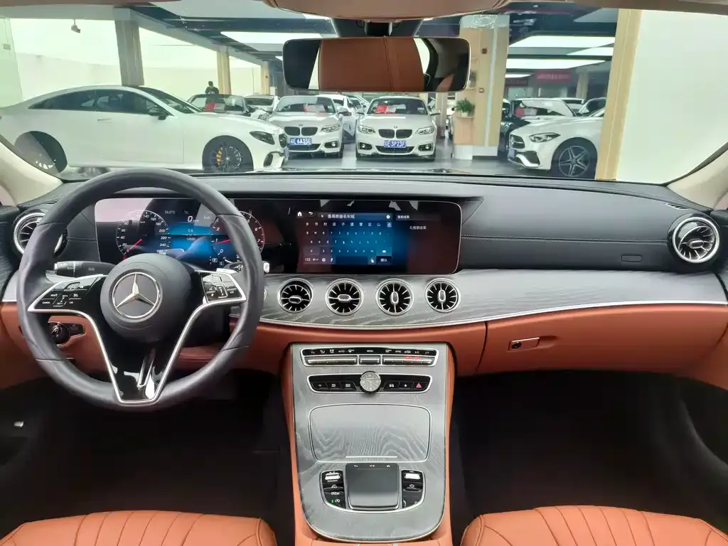 Mercedes-Benz CLS — фото 9