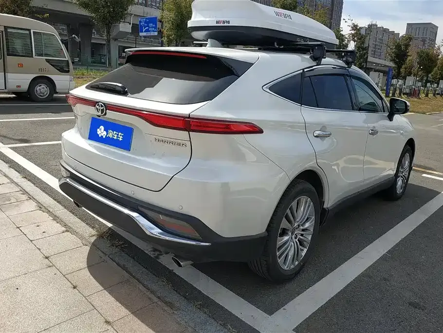 Toyota Harrier — фото 8