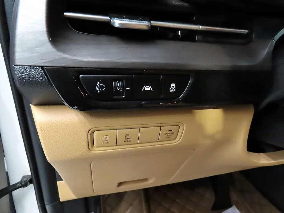 Kia Carnival — фото 7