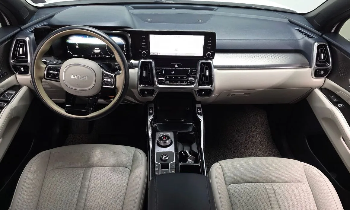 Kia Sorento — фото 9
