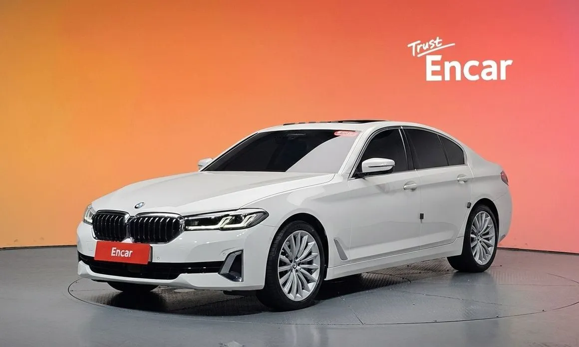 BMW 5-Series — фото 1