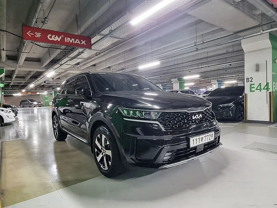 Kia Sorento — фото 5