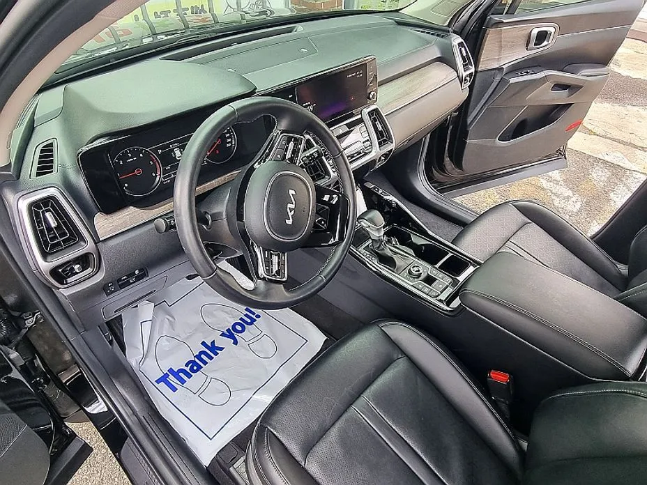 Kia Sorento — фото 8