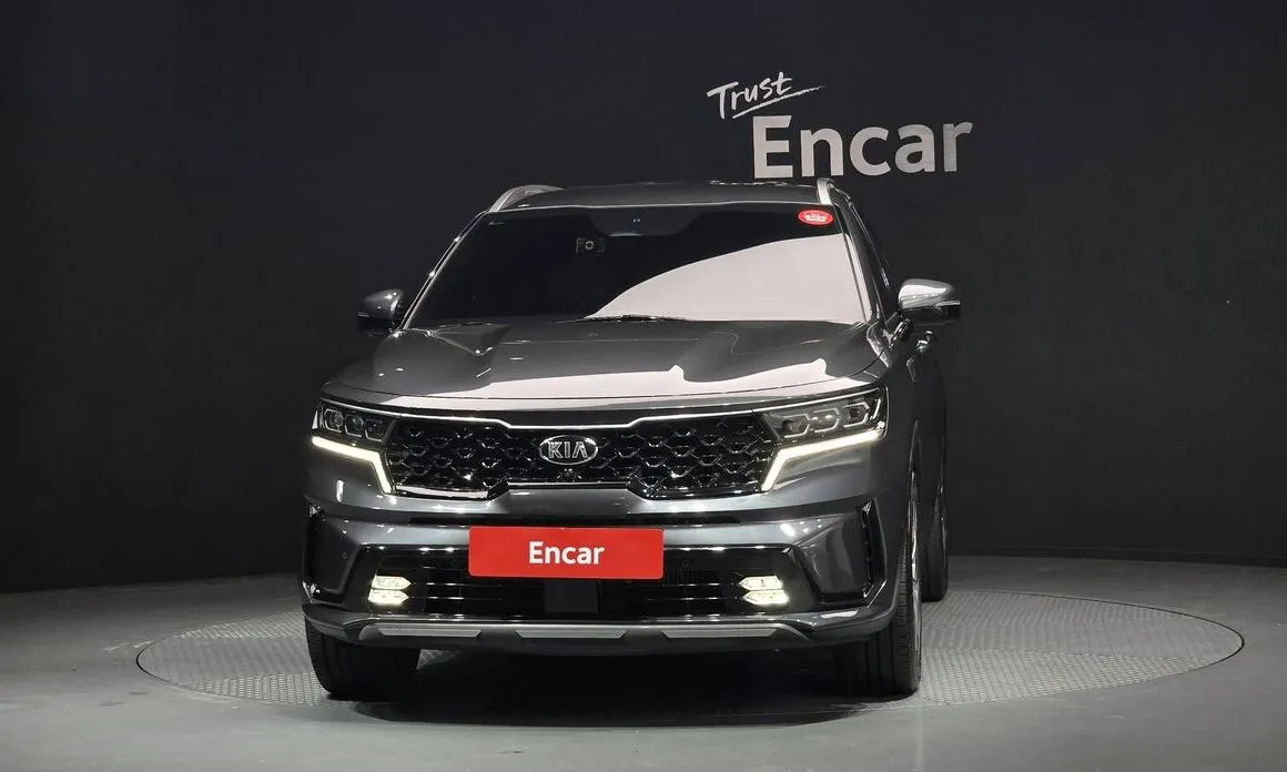 Kia Sorento — фото 9