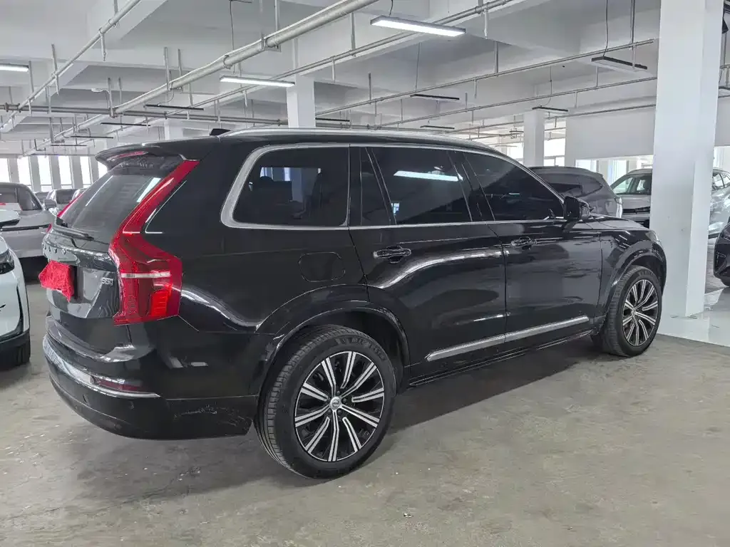 Volvo XC90 — фото 4