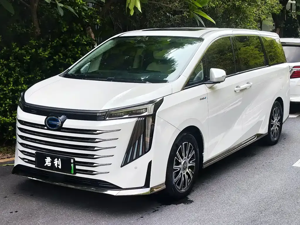 GAC Motor Trumpchi E9 — фото 1