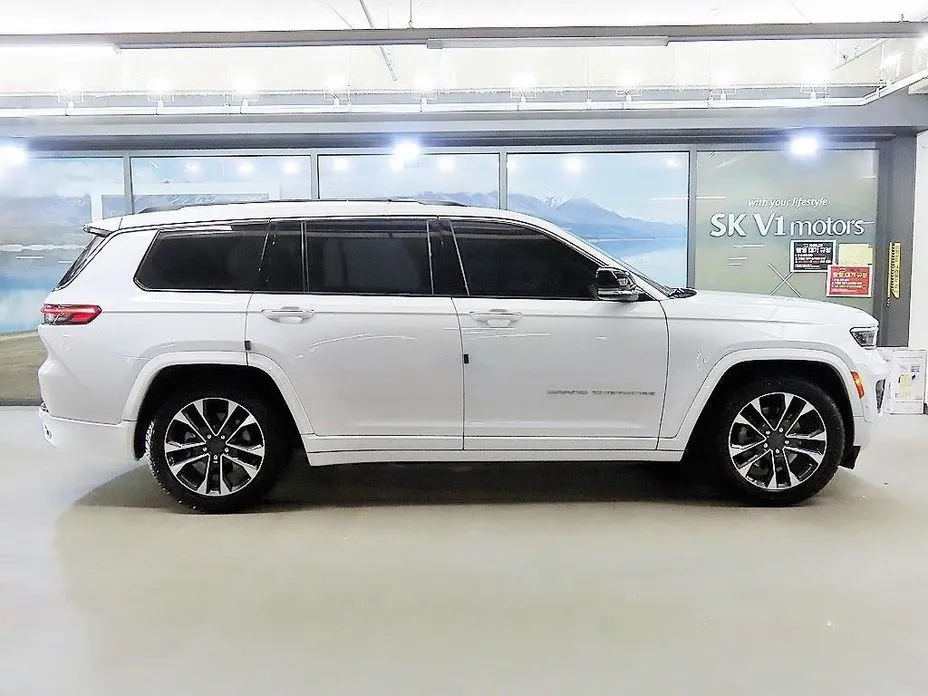 Jeep Cherokee — фото 3