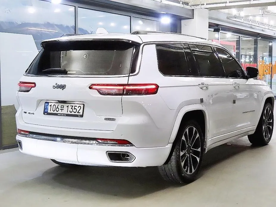 Jeep Cherokee — фото 4