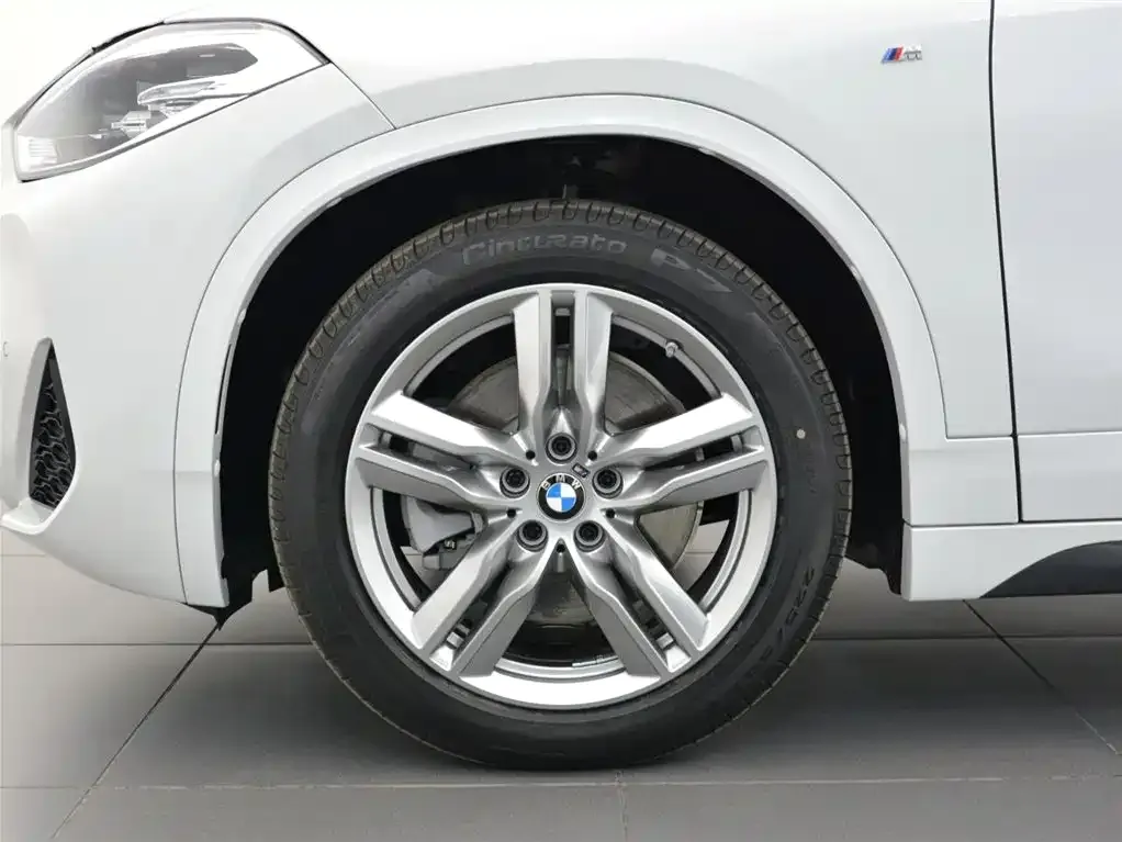 BMW X2 — фото 8