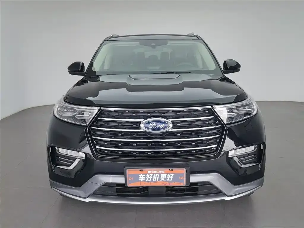 Ford Explorer — фото 10