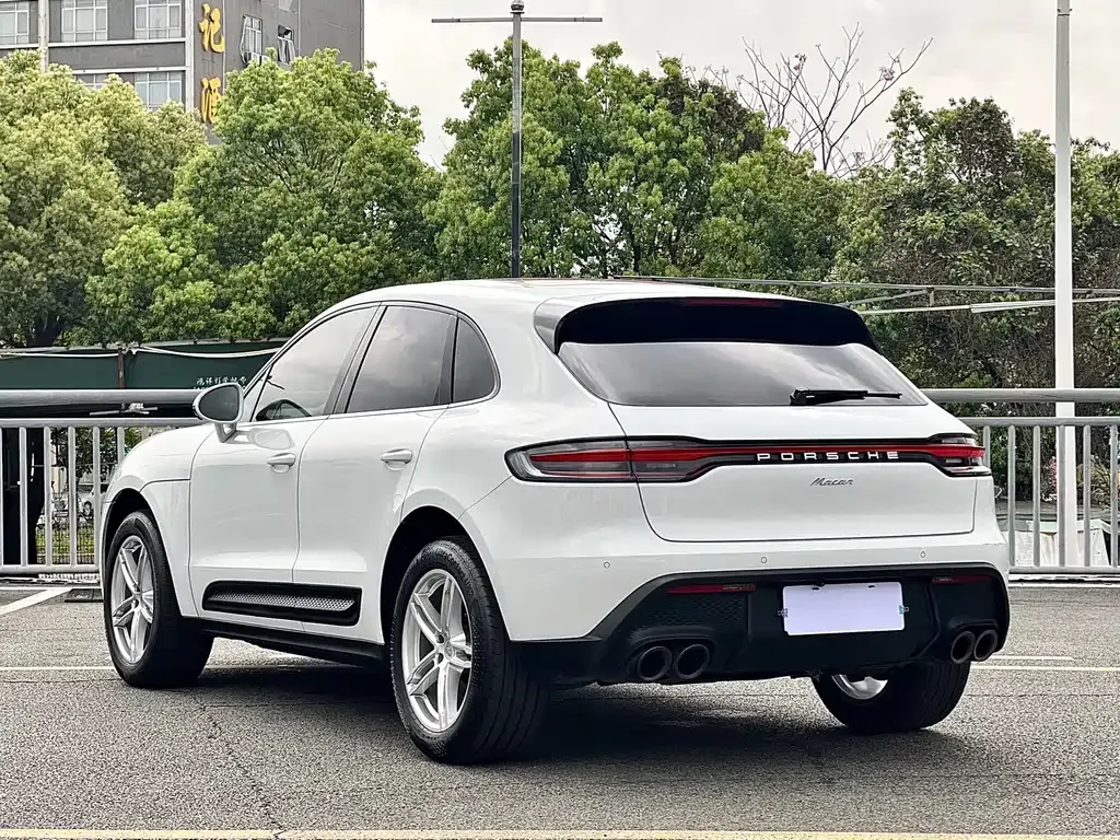Porsche Macan — фото 10