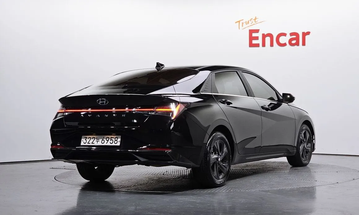 Hyundai AVANTE — фото 2