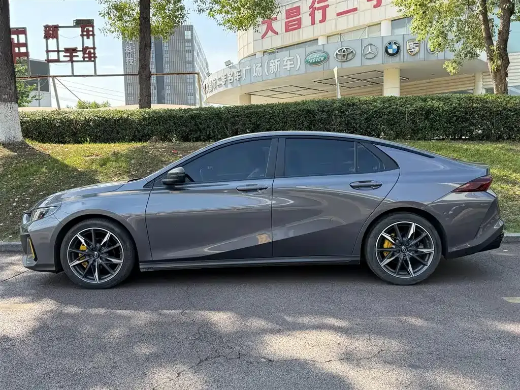 GAC Motor Shadow Leopard — фото 10
