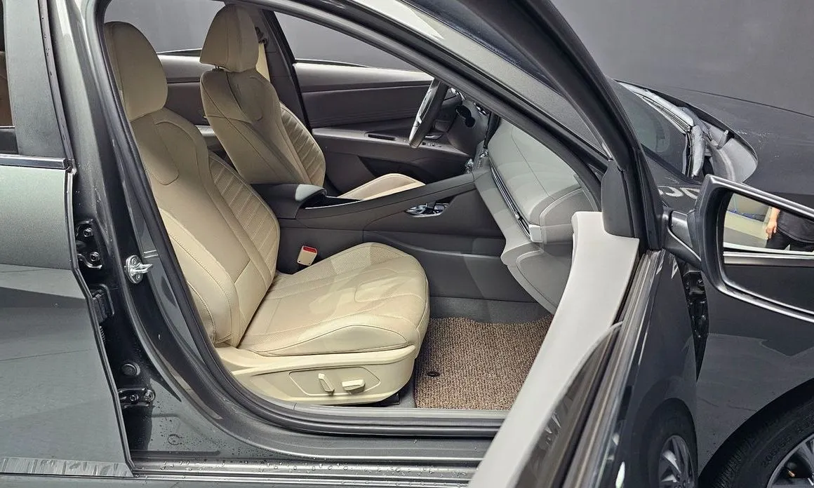 Hyundai AVANTE — фото 6