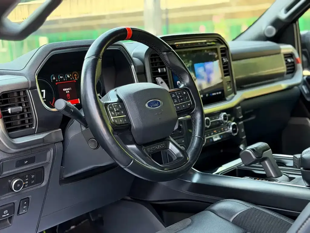 Ford F-150 Raptor — фото 9
