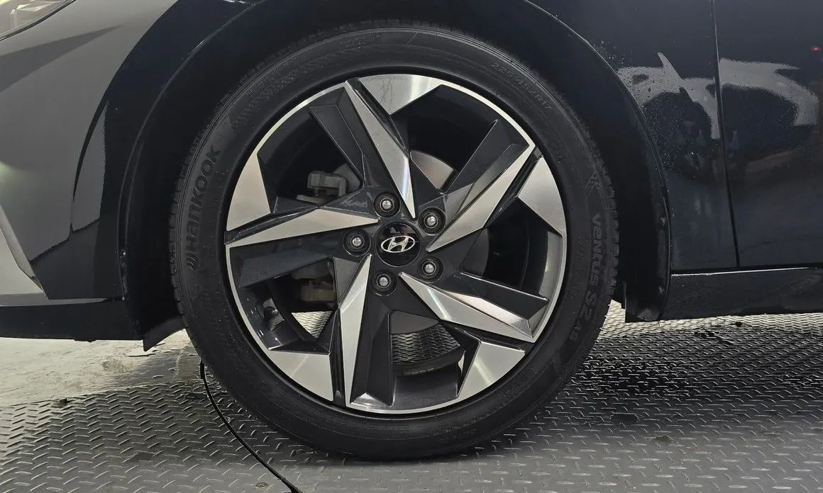 Hyundai AVANTE — фото 7