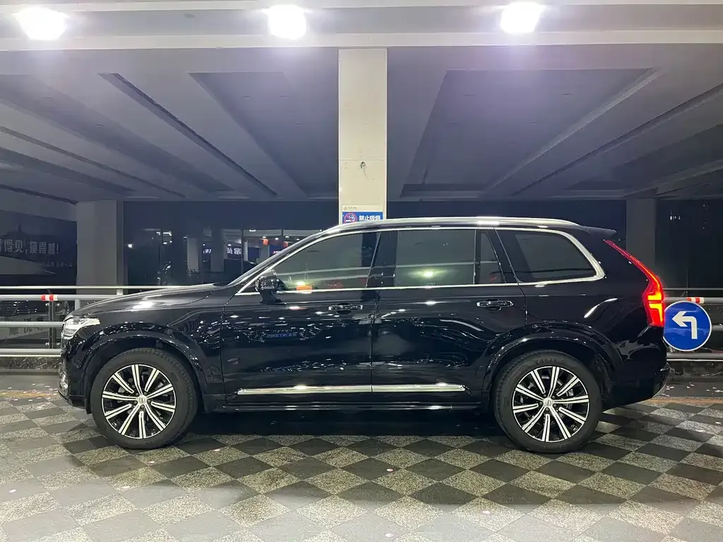 Volvo XC90 — фото 2