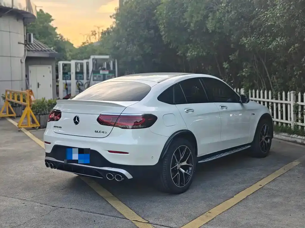 Mercedes-Benz GLC Coupe AMG — фото 6