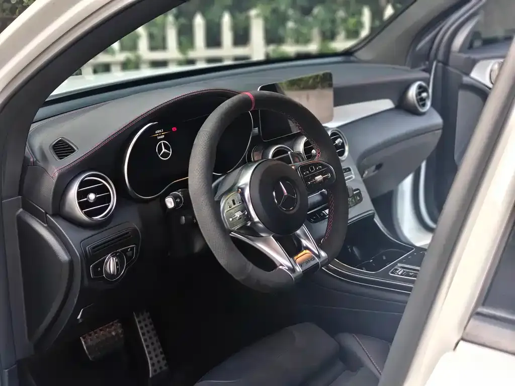 Mercedes-Benz GLC Coupe AMG — фото 4