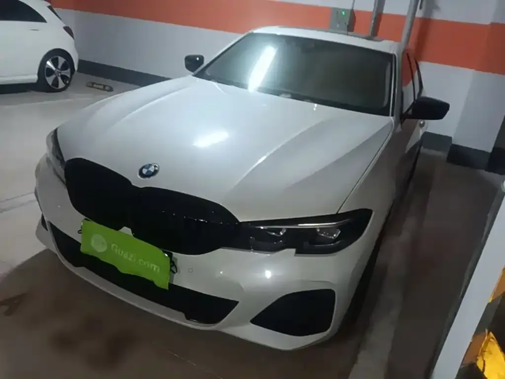 BMW 3 Series — фото 1