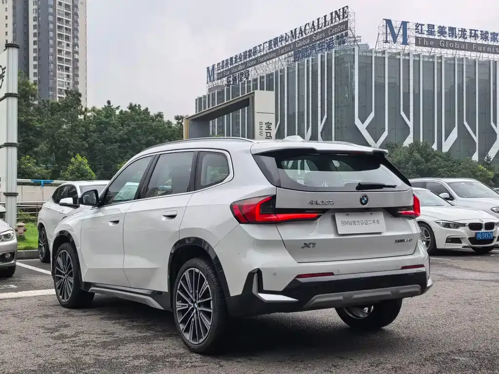 BMW X1 — фото 4