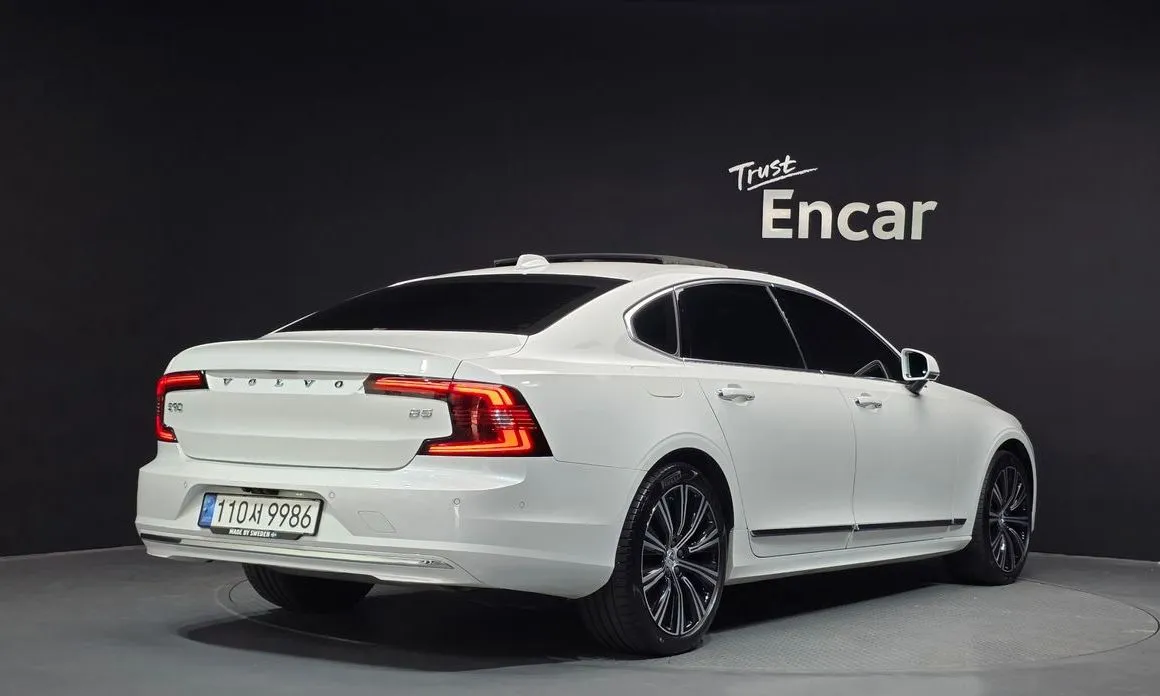 Volvo S90 — фото 6