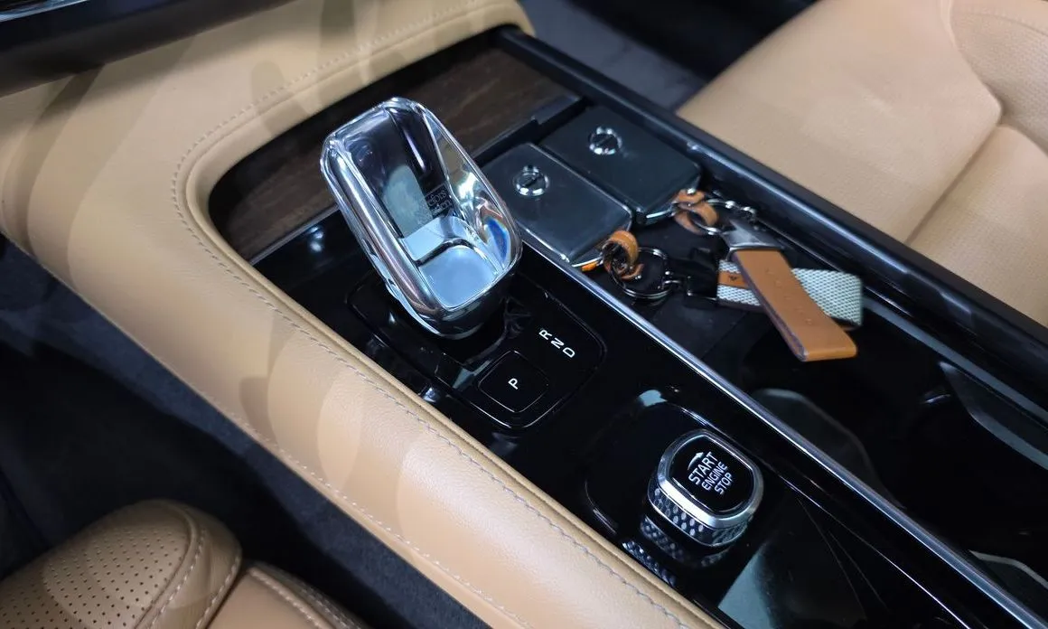 Volvo S90 — фото 10