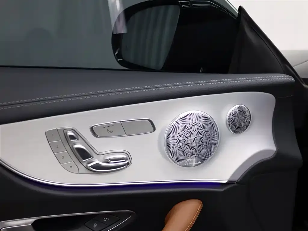 Mercedes-Benz E-Class AMG — фото 5