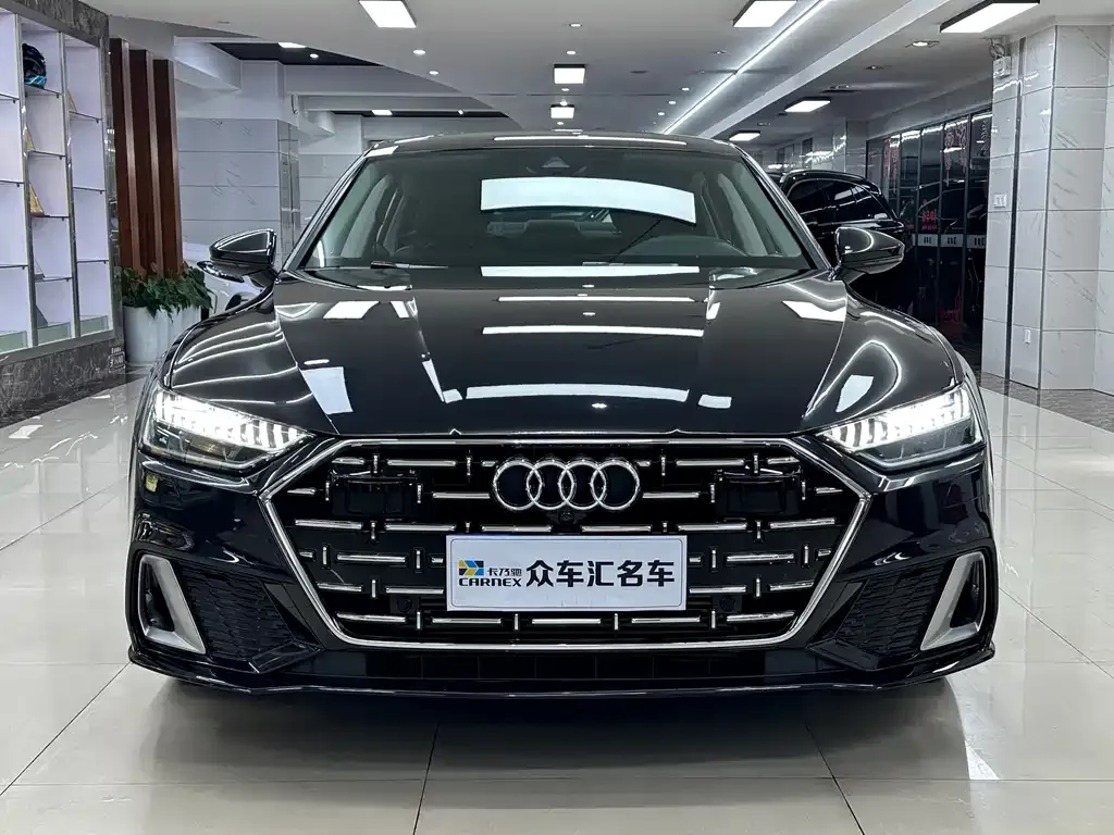 Audi A7L — фото 2