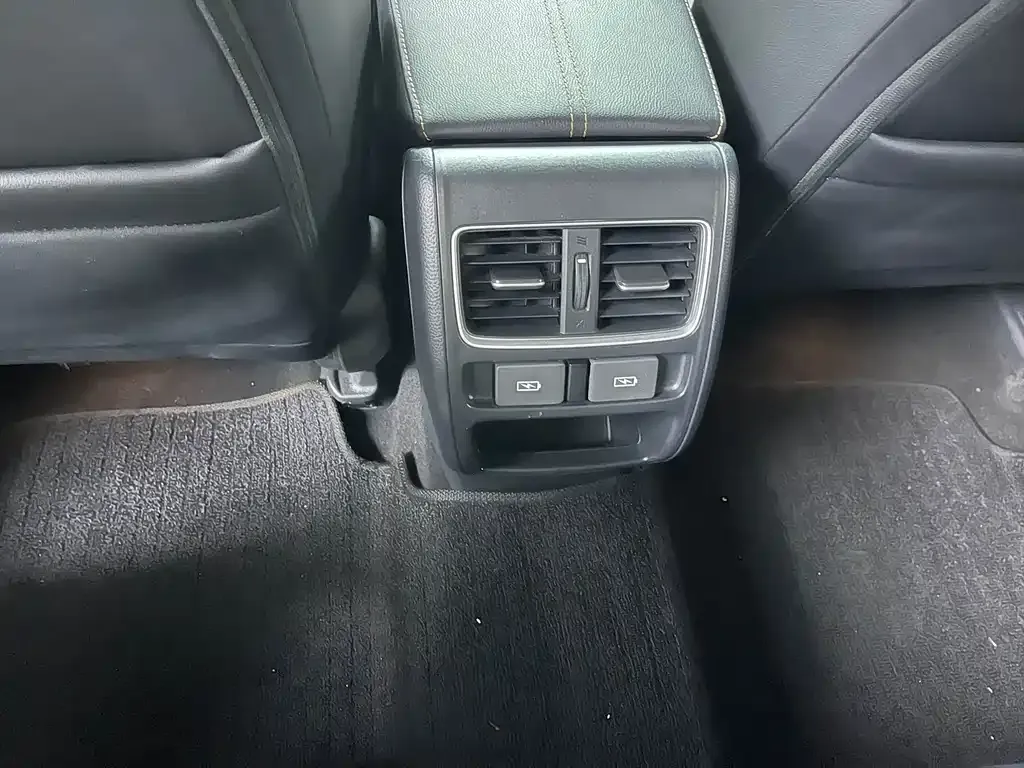 Honda Accord — фото 6