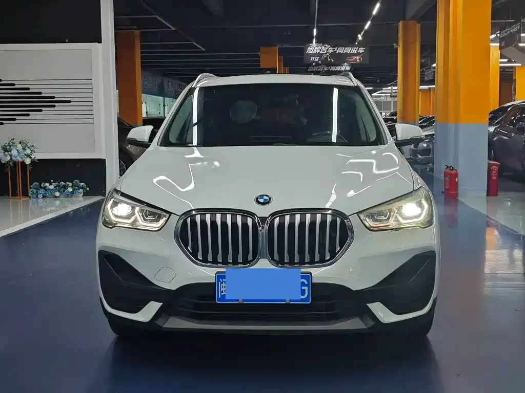 BMW X1 — фото 2