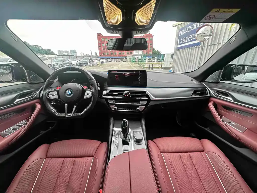 BMW 5 Series New Energy — фото 7