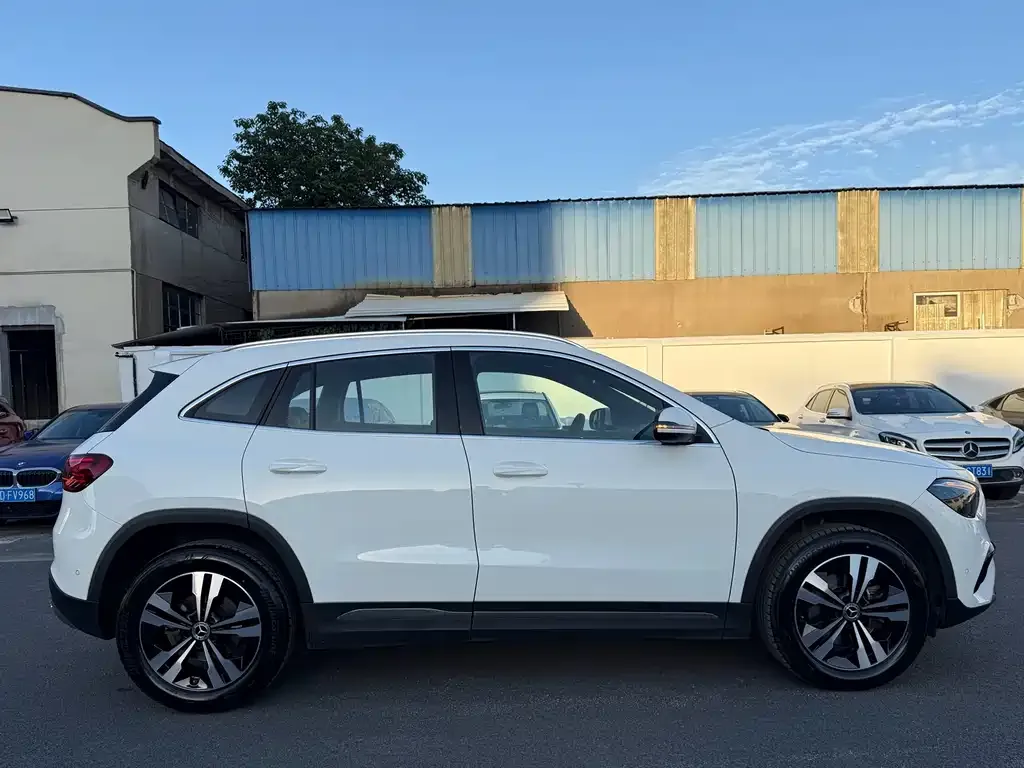 Mercedes-Benz GLA — фото 4